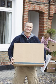 Moving truck service for residential and commercial moves in Notting Hill