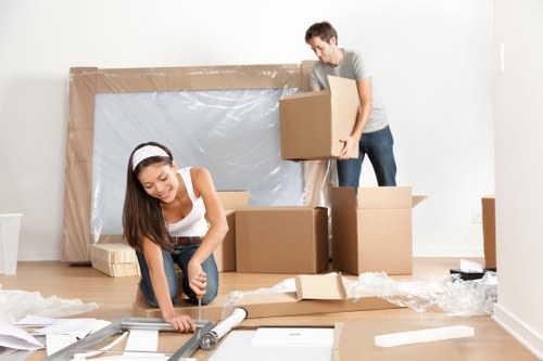 Removal van service for homes in Notting Hill