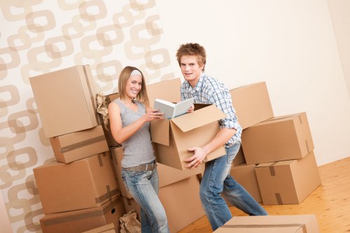 Packing and loading service for a flat move in Notting Hill