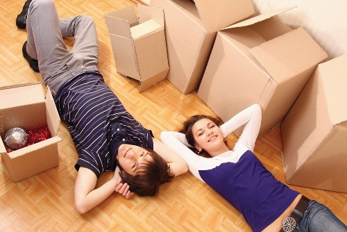 Careful packing and transport for a flat move in Notting Hill